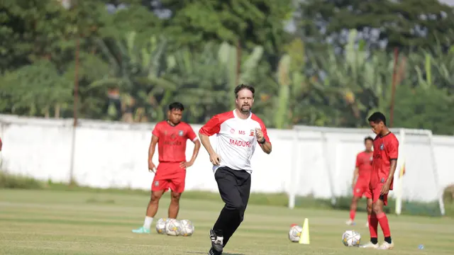 Championship Series BRI Liga 1: Madura United Bertekad Persembahkan Kemenangan untuk Mauricio Souza