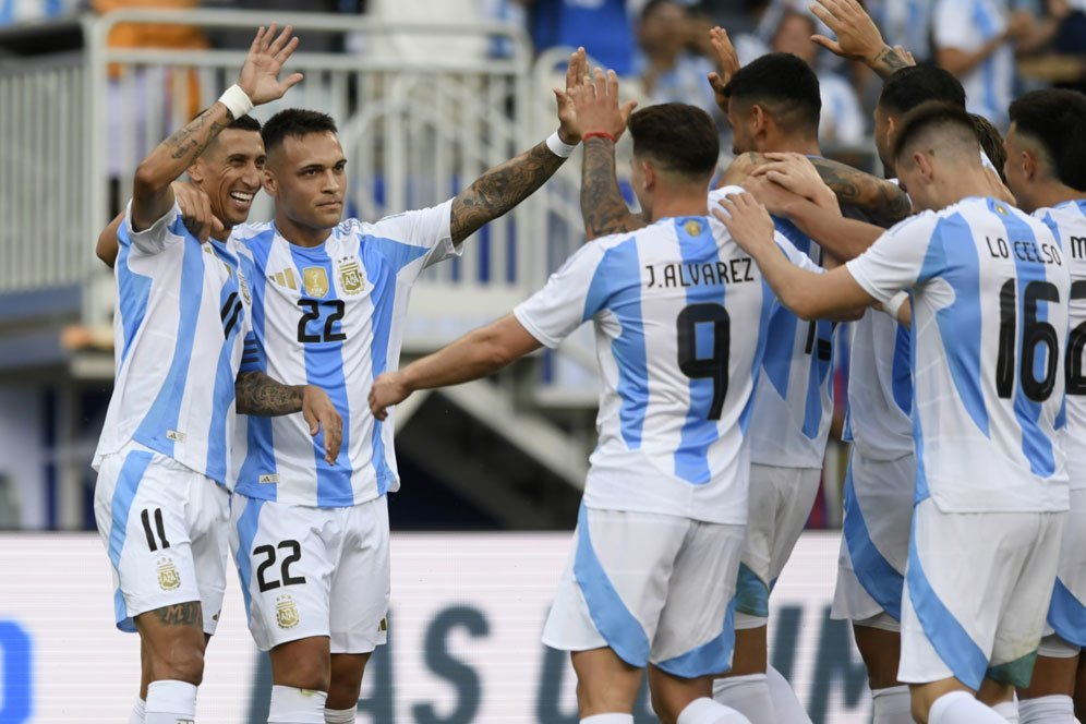 Lautaro Martinez Menjadi Pahlawan Argentina