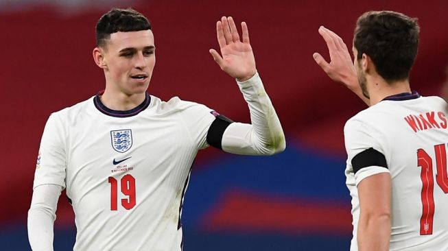 Timnas Inggris yang Sebaiknya Diparkir Phil Foden